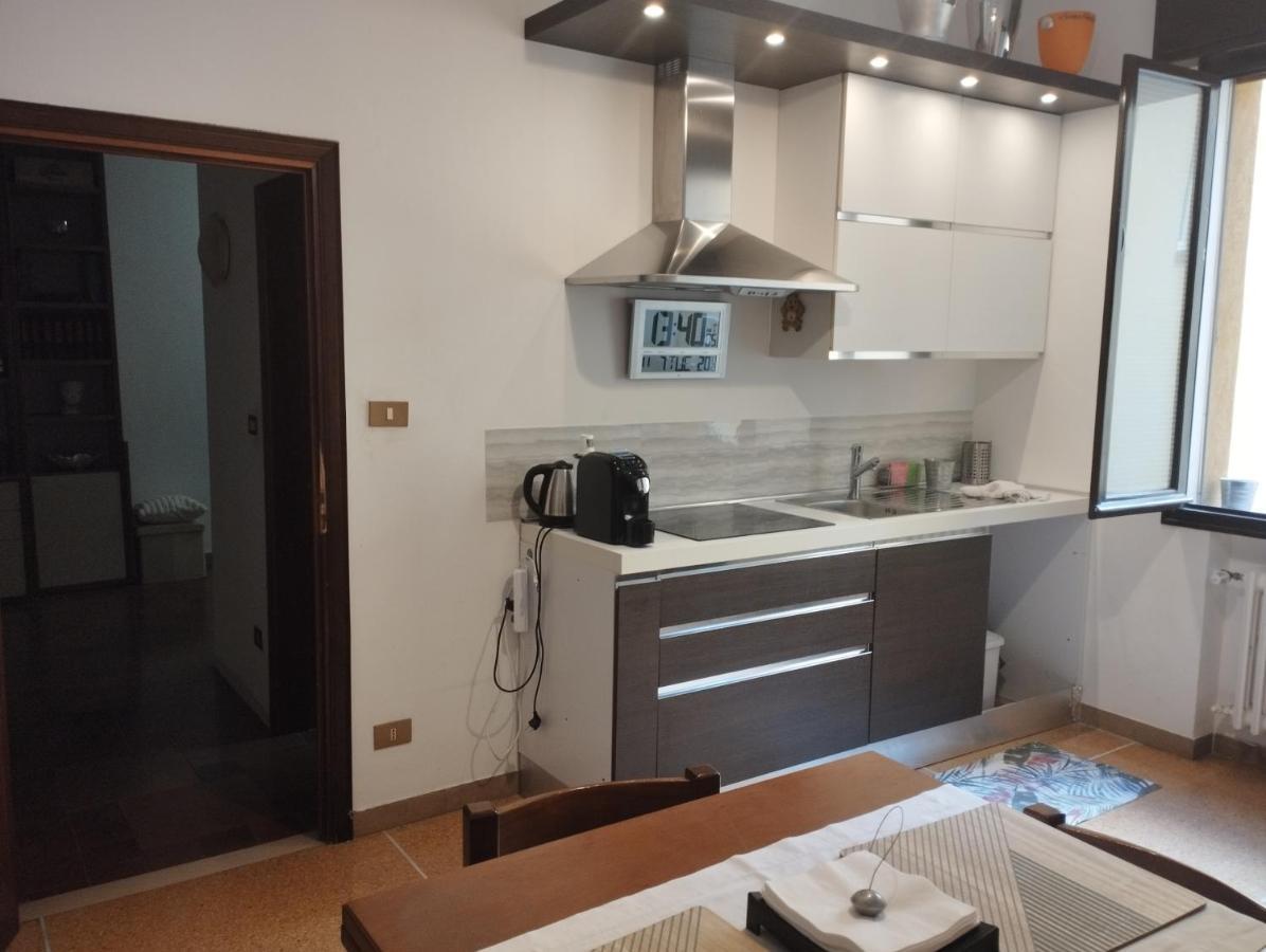 Appartamento Spazioso In Mazzini Bologna Luaran gambar